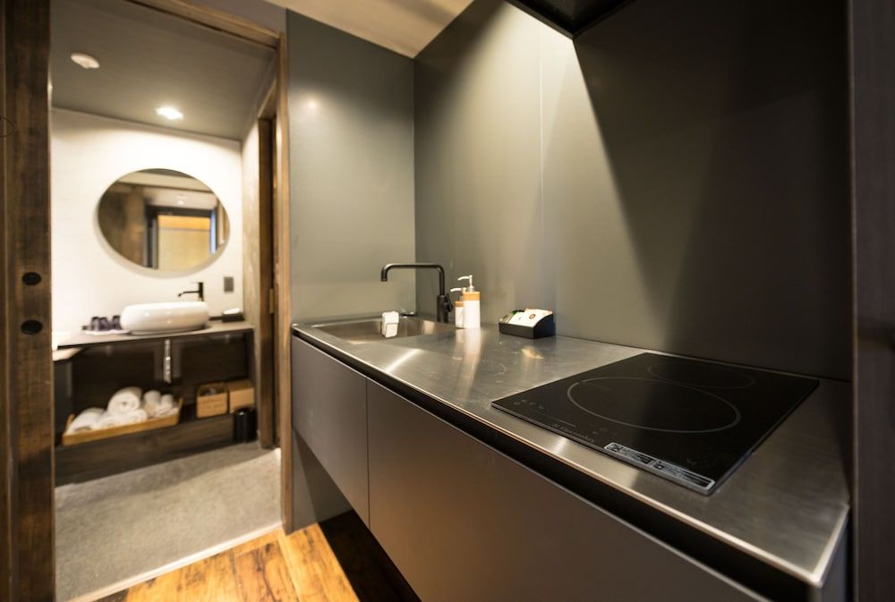 Hotel Shikisai Kyoto Superior Quadruple Room (Kinkaku) 3