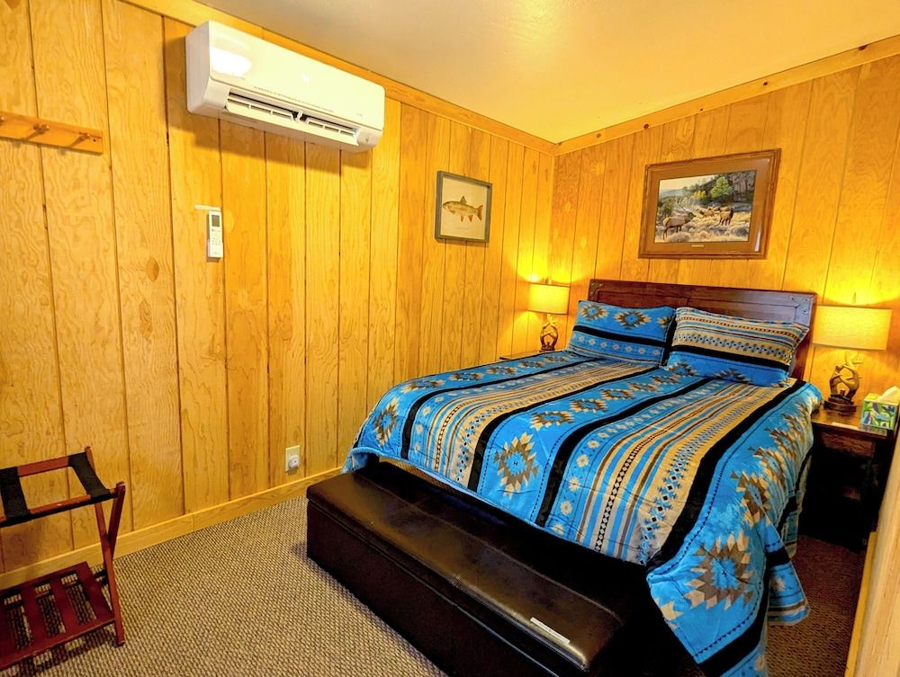 Standard Cabin #1