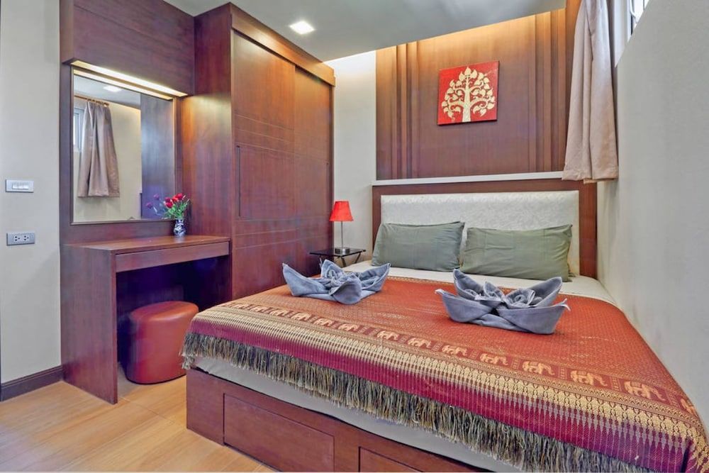 Sea and Sky 1 Karon Beach by PHR Premium Apartment, 2 Bedrooms, Jetted Tub, Sea View 6