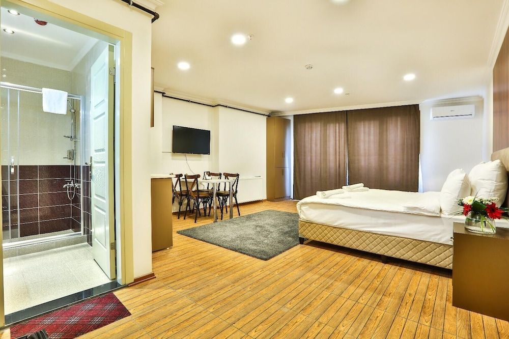 undefined Modern Suites 10