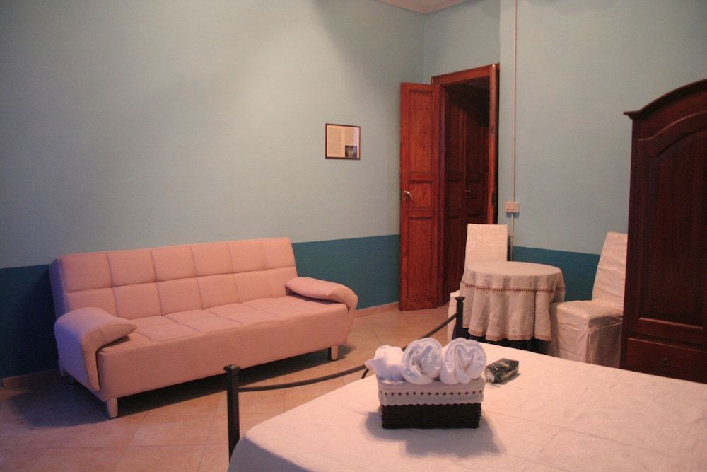 B&B Su Maimoni Classic Double Room 3