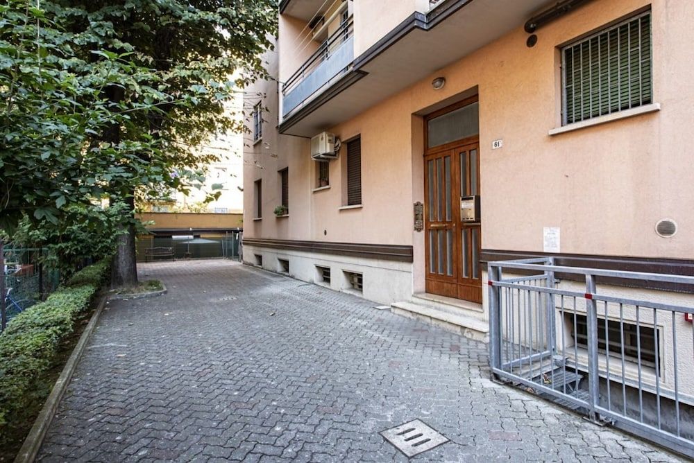 undefined HouSmart Bondi 61 3