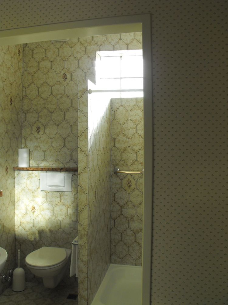 Hotel Hohenstauffen Double Room 16