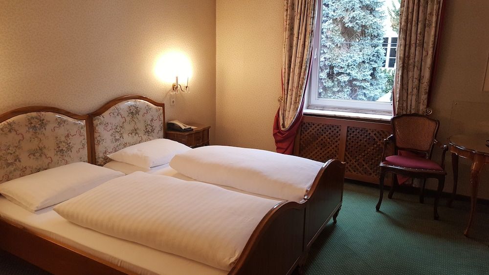 Hotel Hohenstauffen Double Room 10