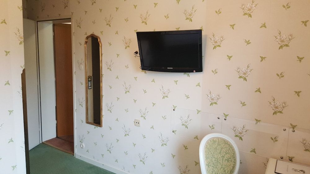 Hotel Hohenstauffen Double Room 15