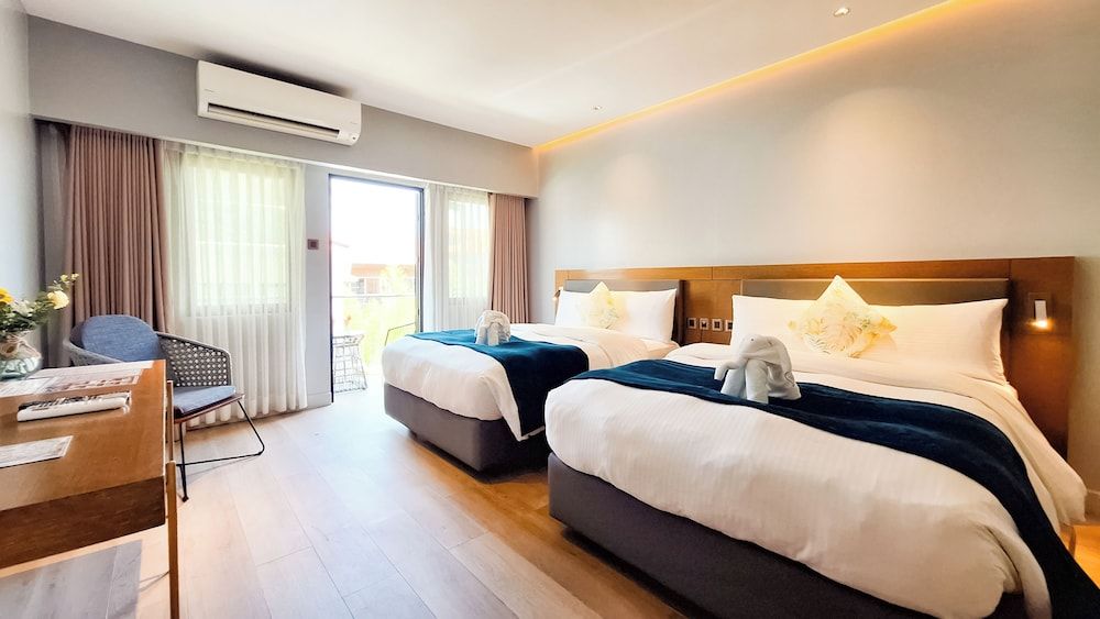 undefined Pinnacle Boracay 3