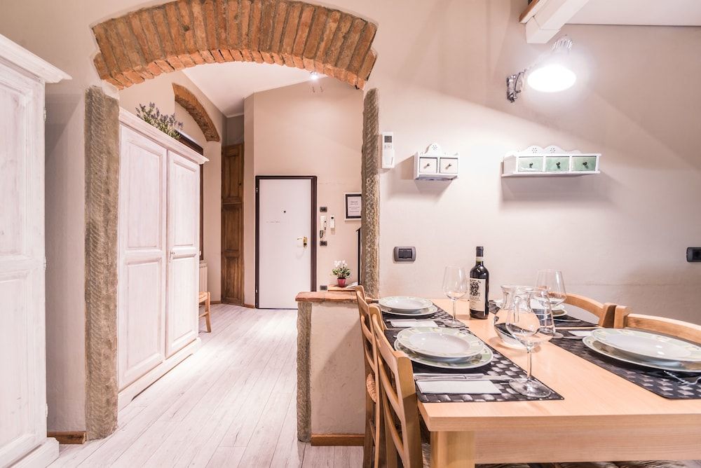 undefined A Few Steps to The Duomo Upscale 2BD Apt 8