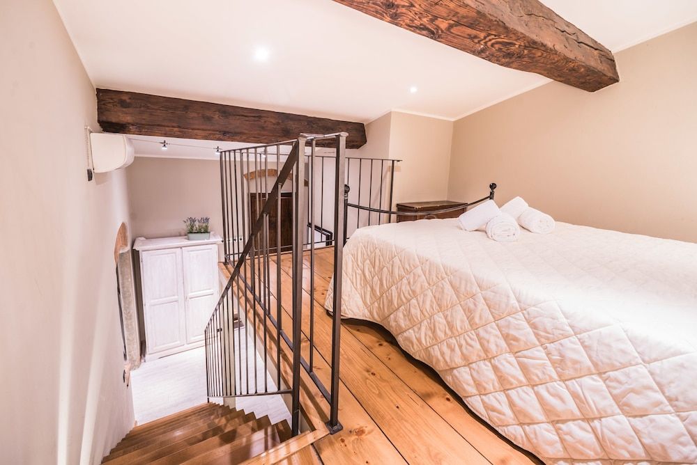 A Few Steps to The Duomo Upscale 2BD Apt Apartment, 2 Bedrooms 6