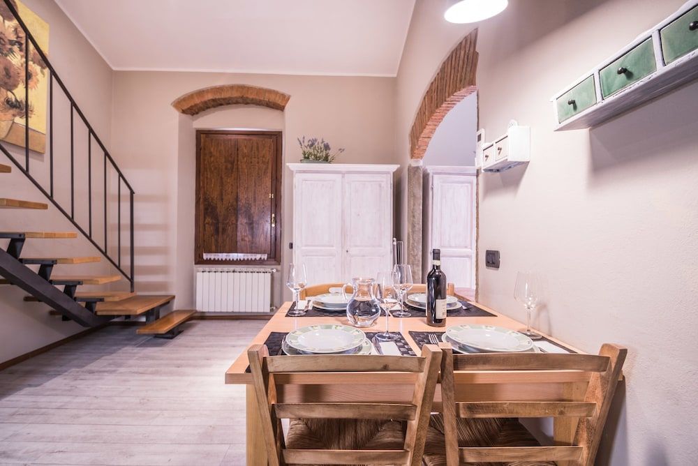 undefined A Few Steps to The Duomo Upscale 2BD Apt 4