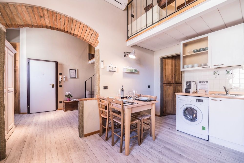 undefined A Few Steps to The Duomo Upscale 2BD Apt 2