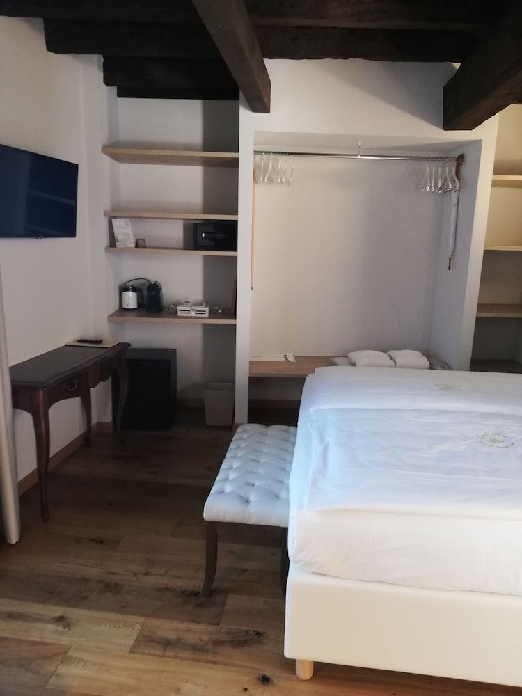 Superior Room (Mimosa)