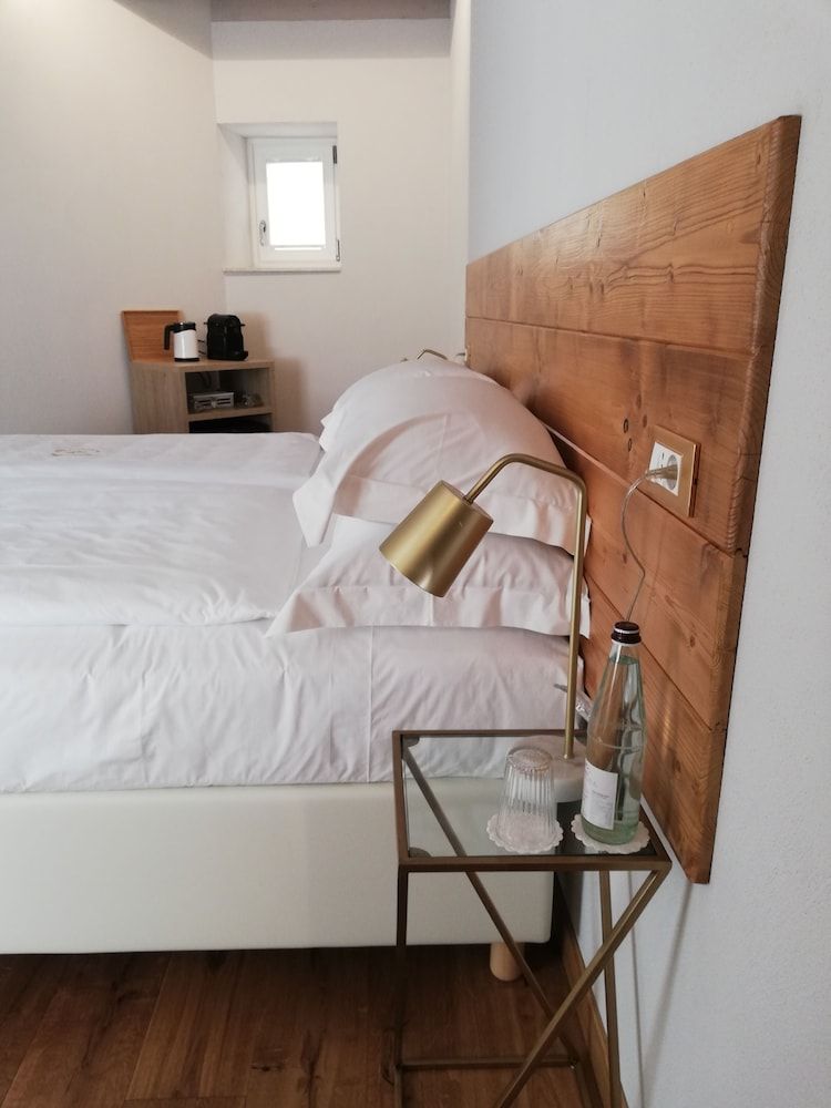 Deluxe Room (Limone)