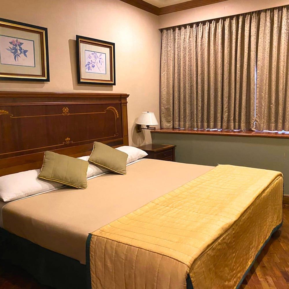 undefined Herald Suites 5