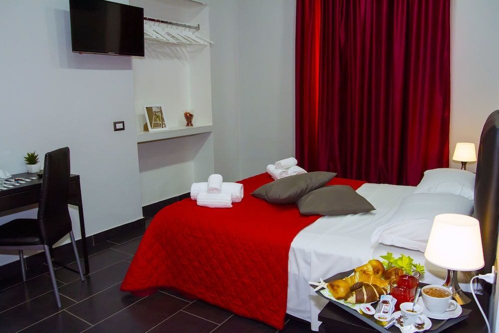 undefined B&B Napoli Binario1 3