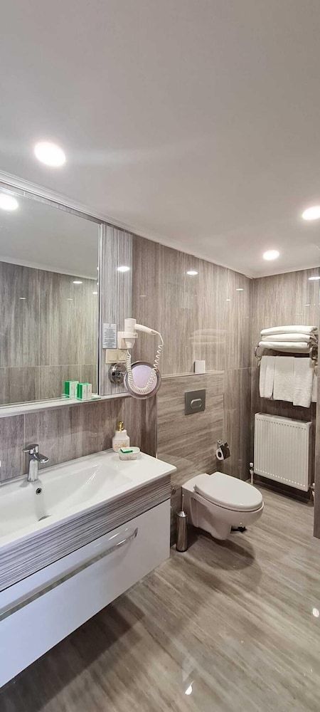 Tuzla Garden Hotel & Spa Royal Suite 3