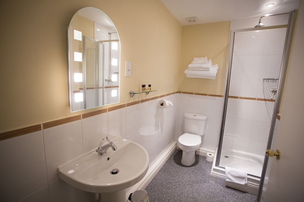 Hornsbury Mill Double Room, Private Bathroom 14