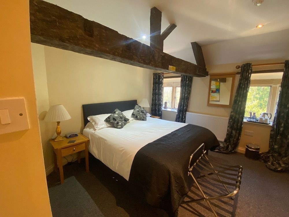 Hornsbury Mill Double Room, Private Bathroom 12