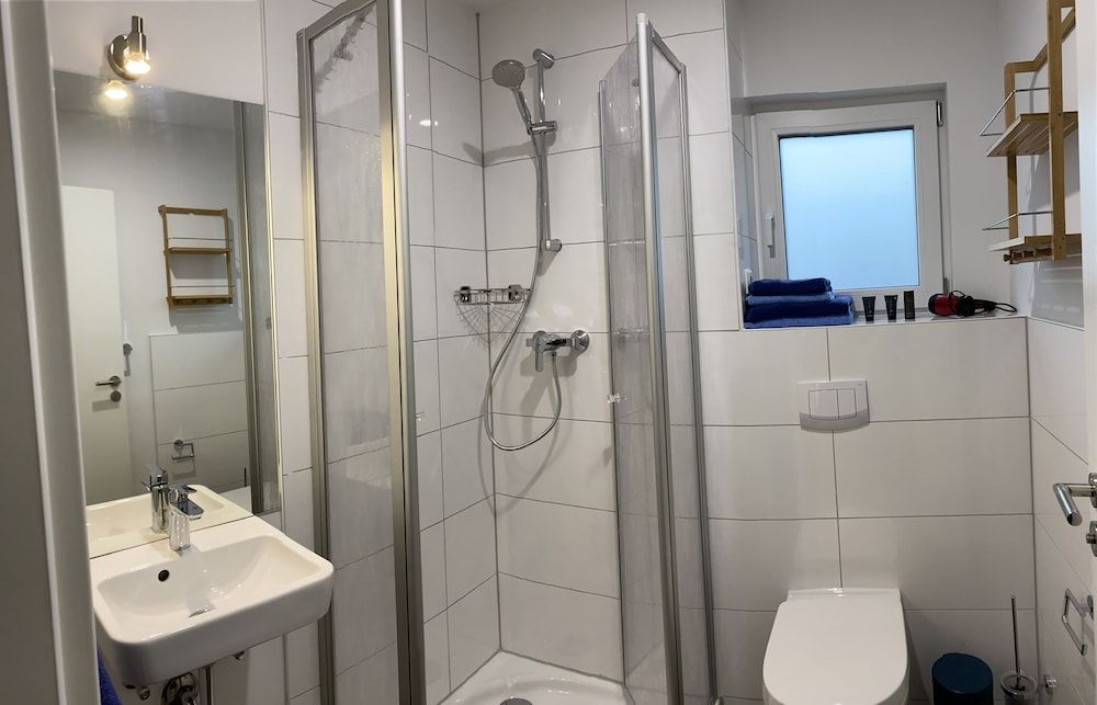 Twin Room, Private Bathroom (Matrose)