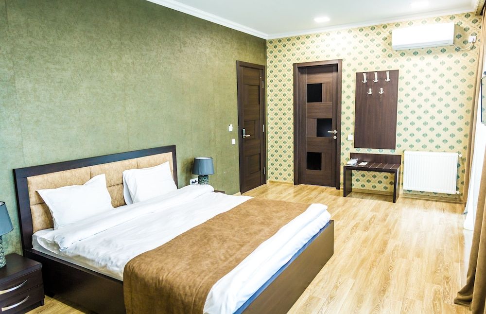 Cherry Garden Standard Double Room, 1 Double Bed 2