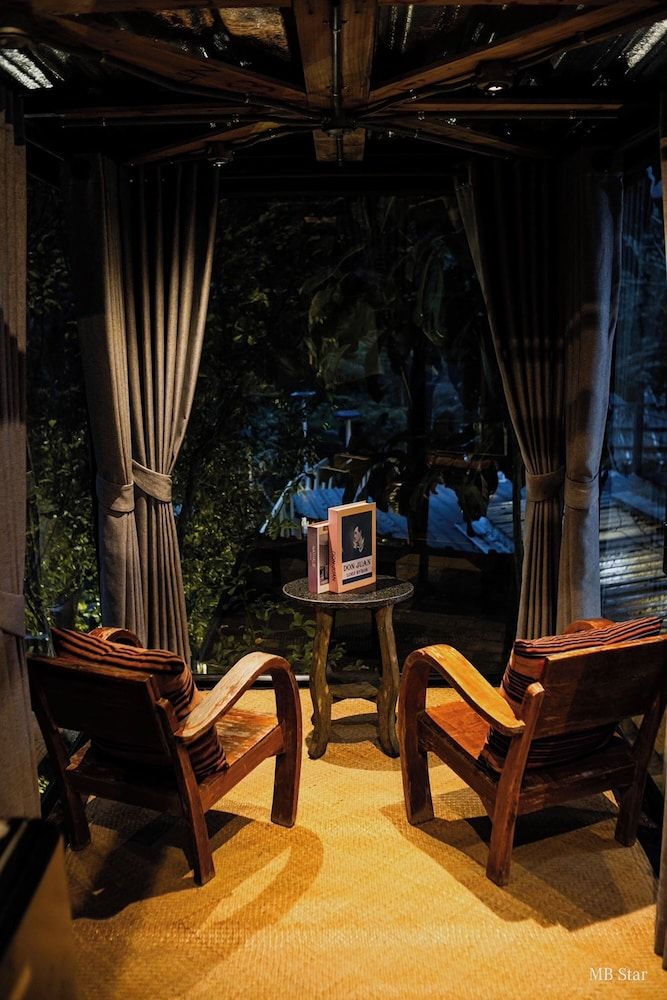 Voraman Hut Standard Villa 7