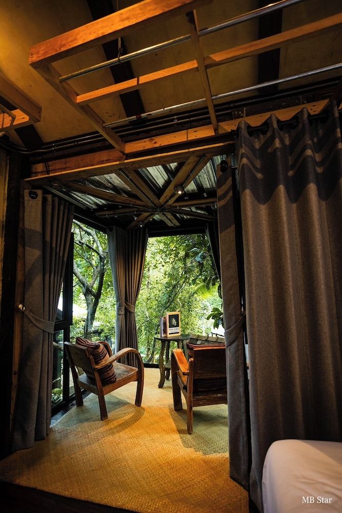 Voraman Hut Standard Villa 14