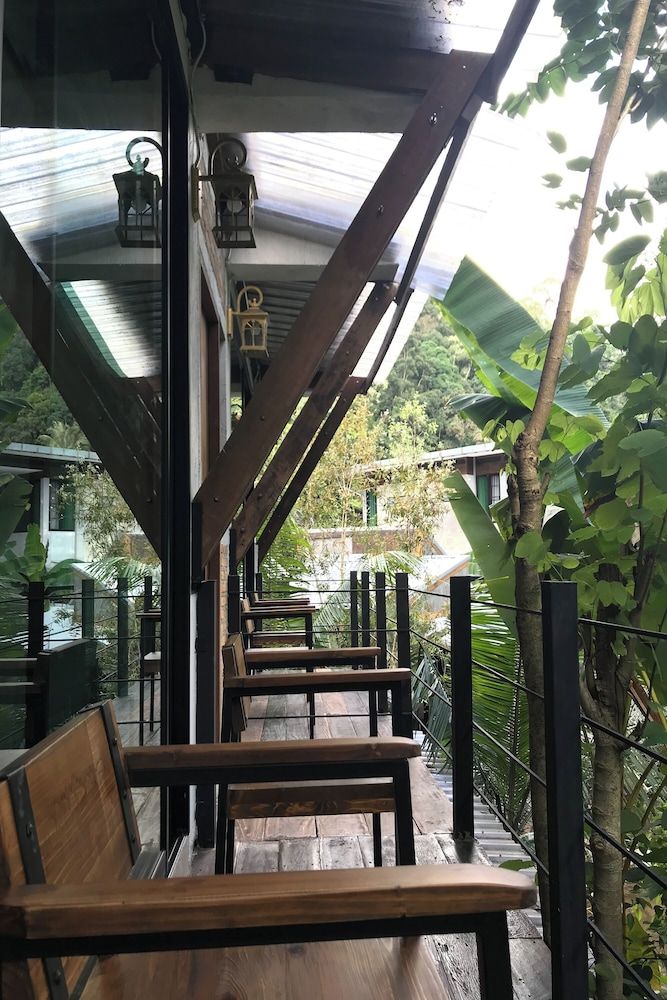 Voraman Hut Standard River View 7