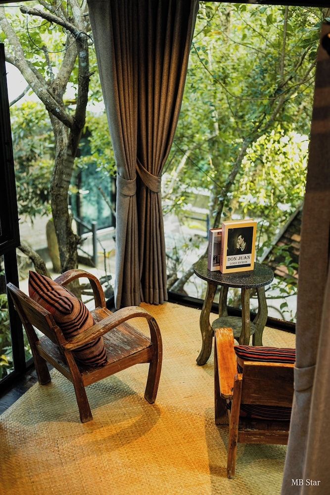 Voraman Hut Standard Villa 8