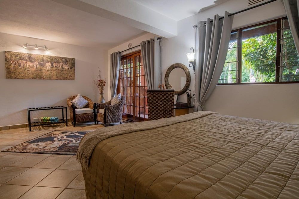 Double Room (E)