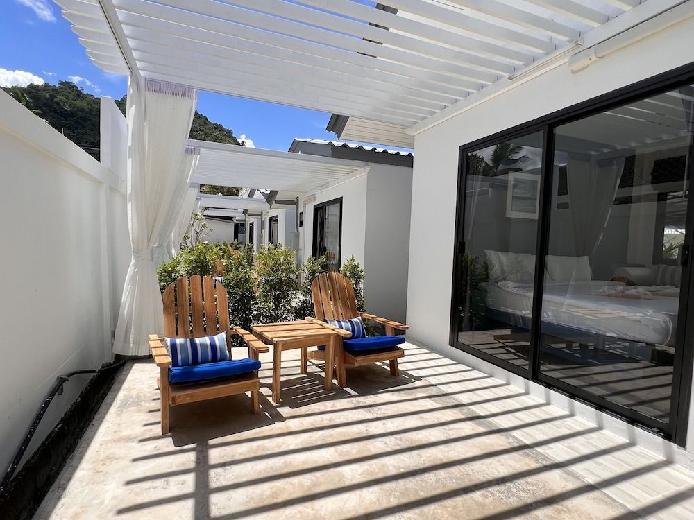 Pearl of Samui Resort Deluxe Double Room, 1 King Bed, Terrace, Pool View 5