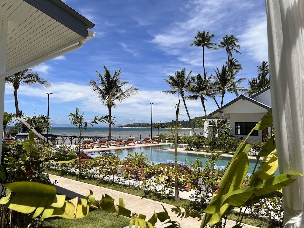 Pearl of Samui Resort Deluxe Double Room, 1 King Bed, Terrace, Pool View 8