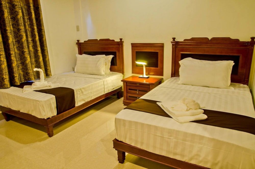 The Premiere Business Hotel Deluxe 5