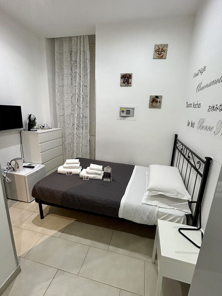 undefined Imera Rooms