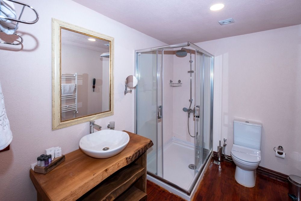 The Canyon Kartepe and Restoran Classic Tree House 5