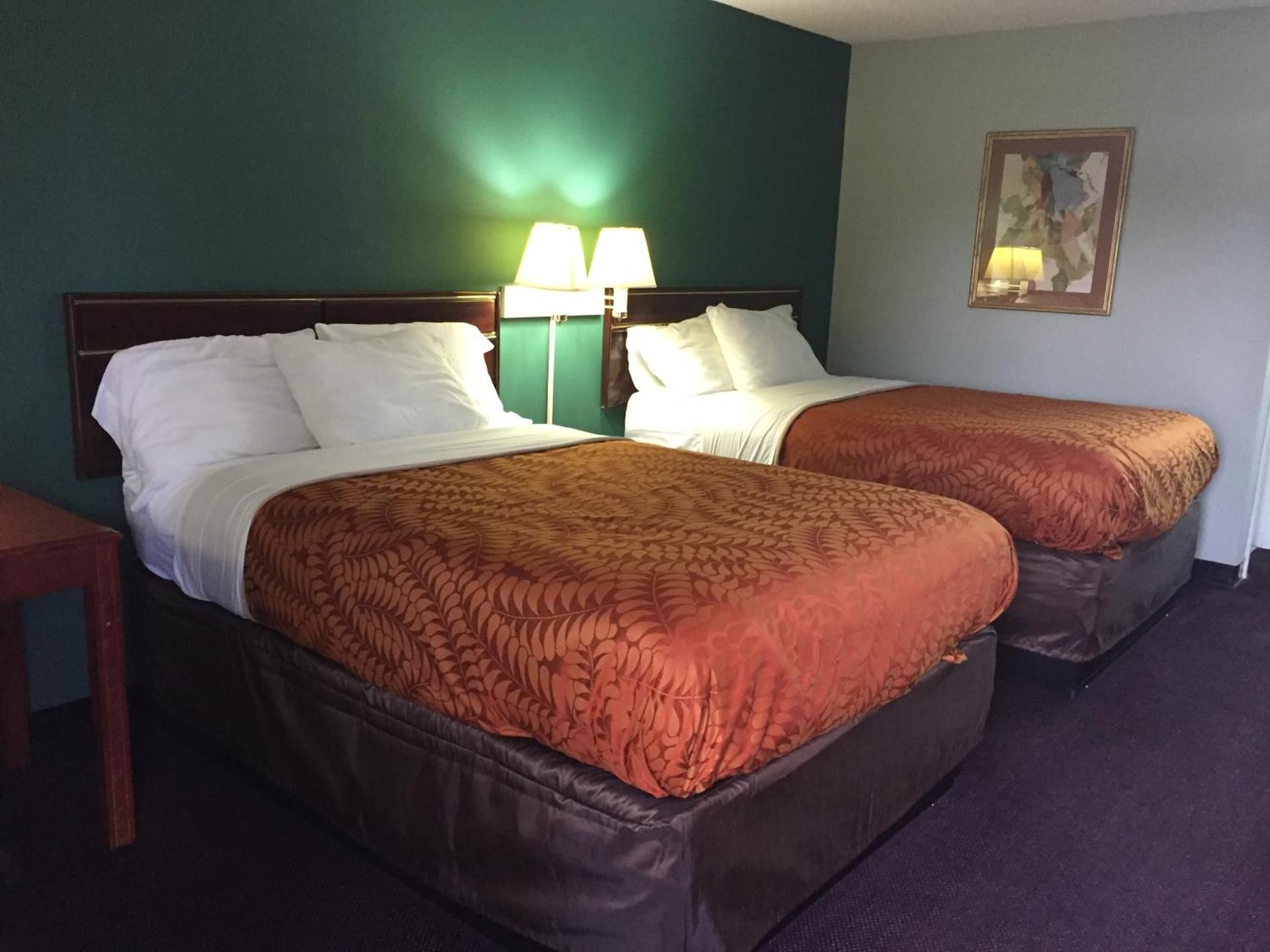 2 Double Beds Smoking