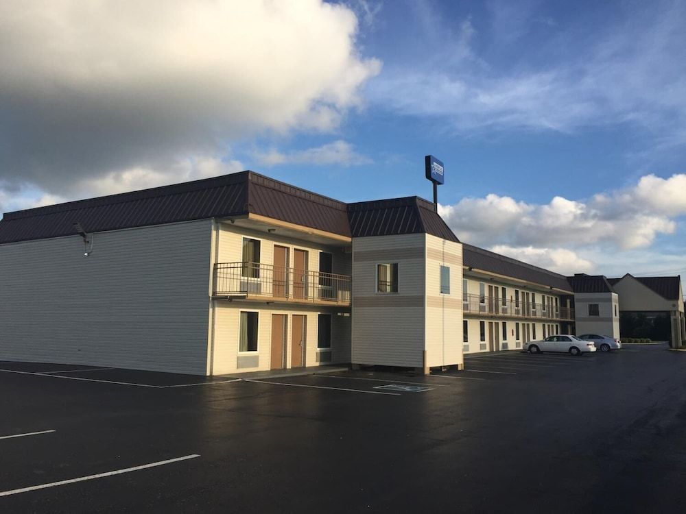 undefined Americas Best Value Inn Manchester, TN 6