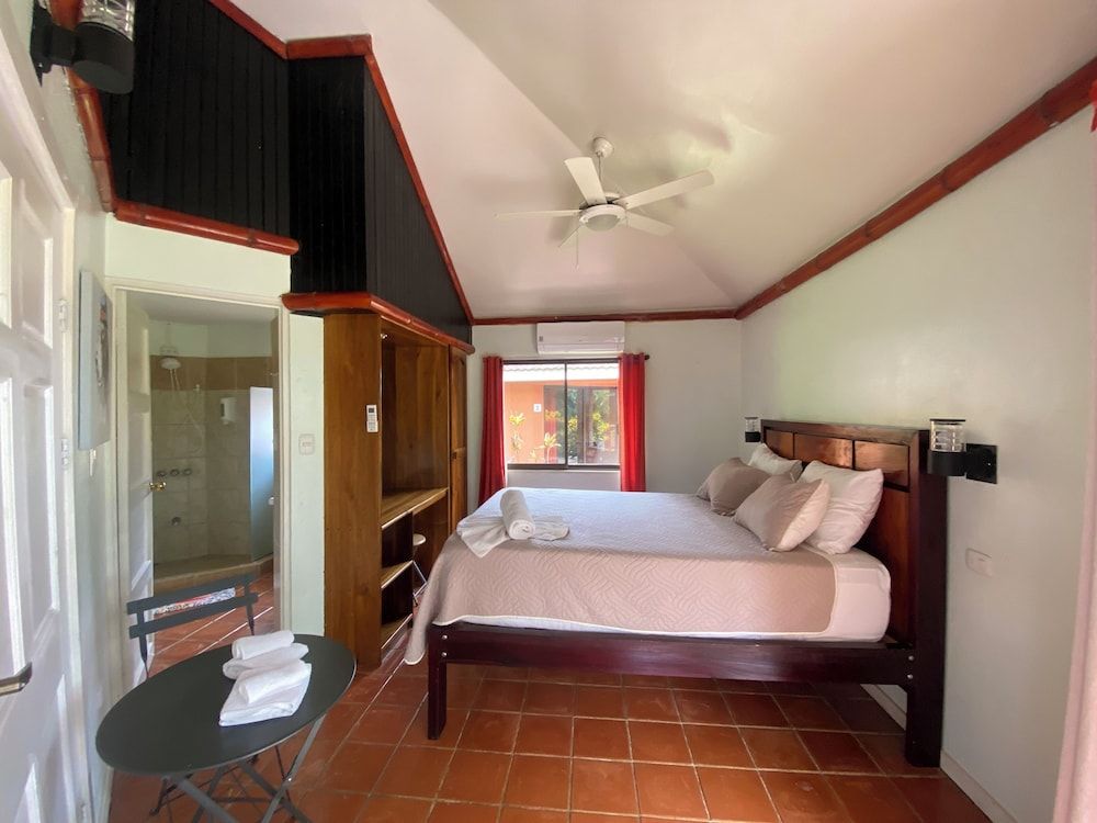 Bongo Deluxe Bungalow, 2 Bedrooms, Non Smoking, 2 Bathrooms 3