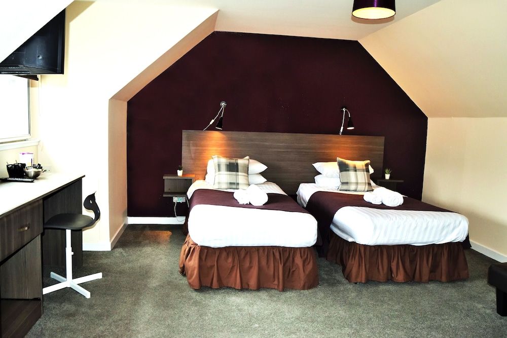 The Breadalbane Arms Hotel (Room Only) Standard Twin Room 7