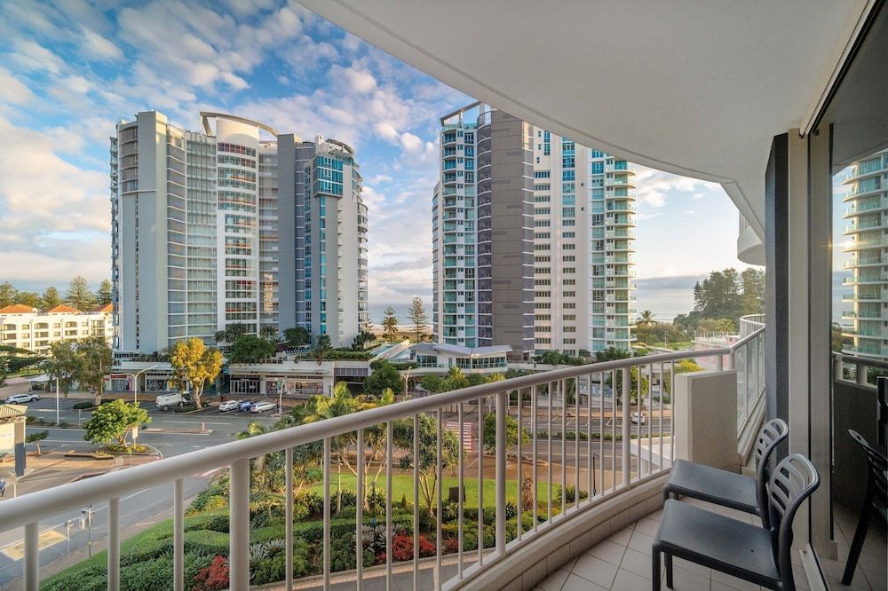 The Sebel Twin Towns Coolangatta Room, 1 Queen Bed 3
