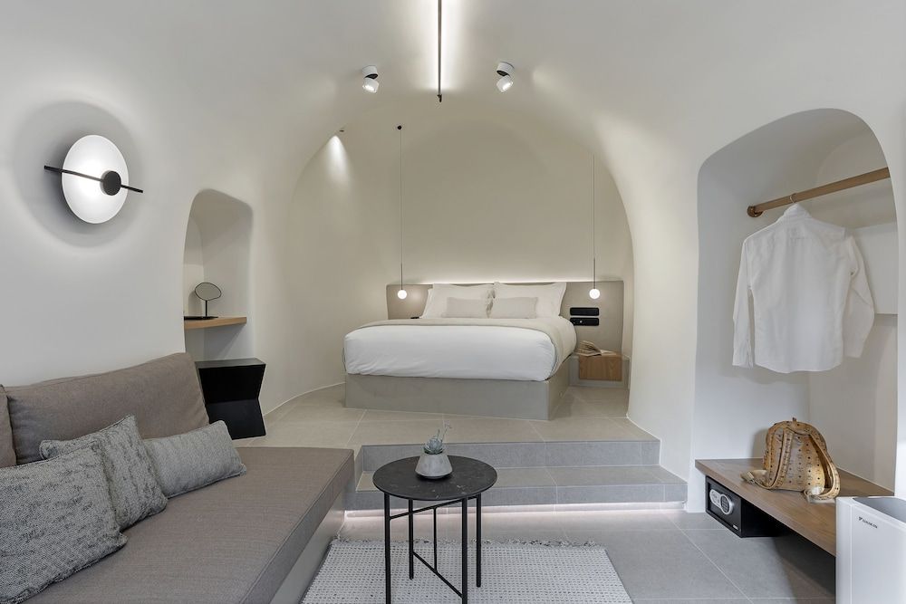 undefined Utopia Suites Santorini 2