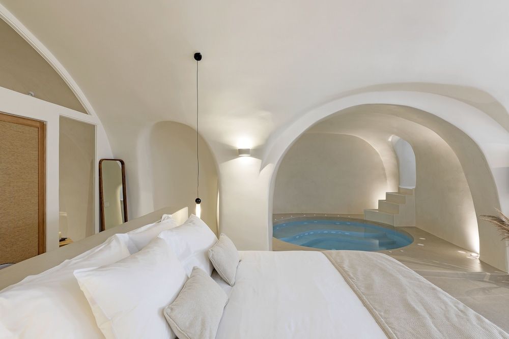 undefined Utopia Suites Santorini