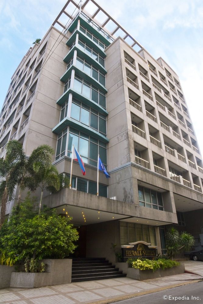 undefined Herald Suites Solana 5