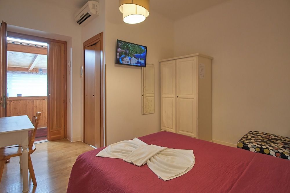 Bel Sole Economy Room 5