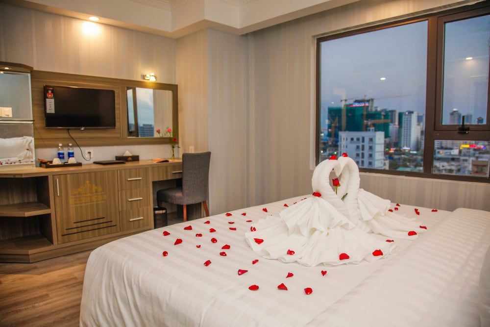undefined Golden Rose Hotel Danang 4