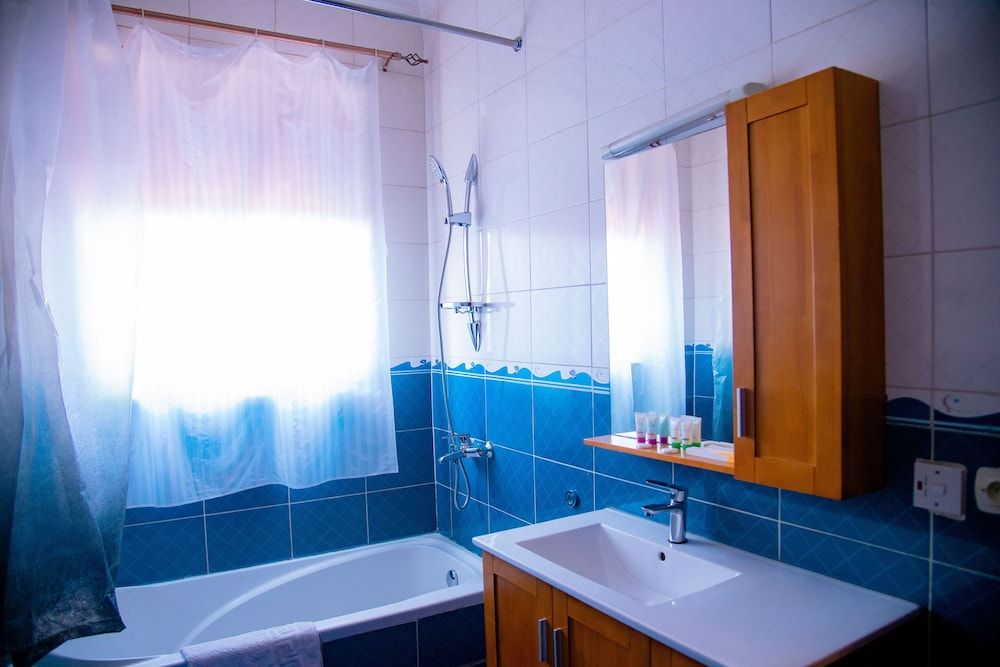 Legend Hotel Standard Double Room 3