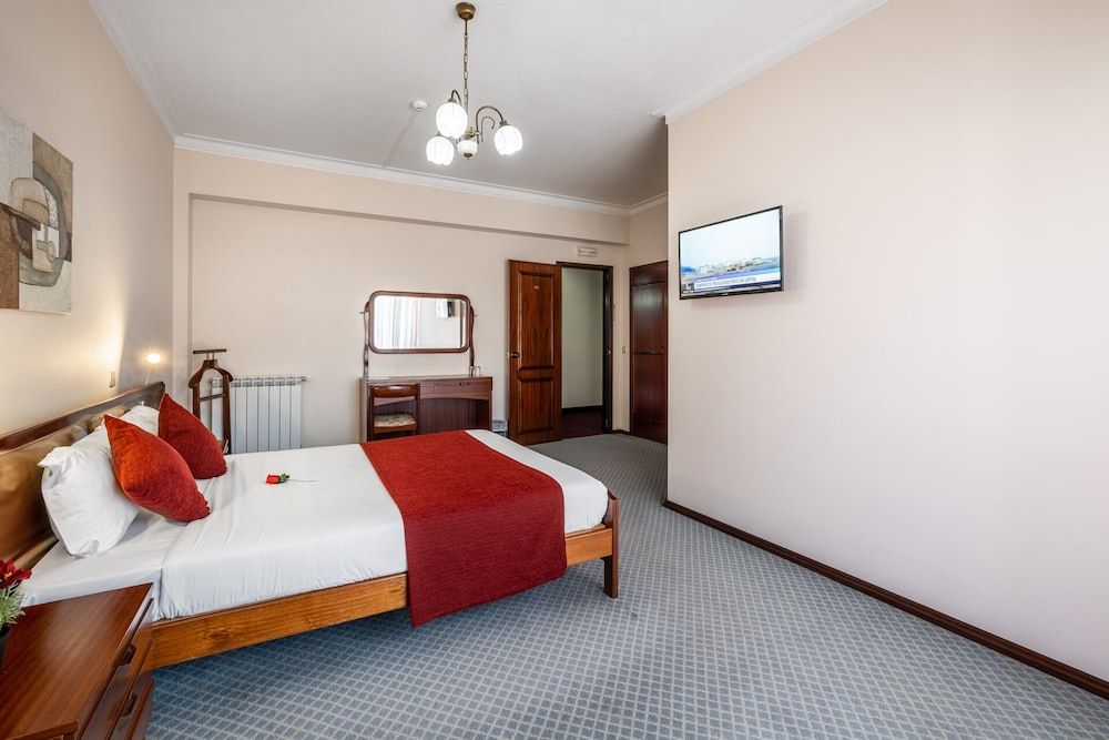 HOTEL COLMEIA MONTE REAL Standard Double Room 5