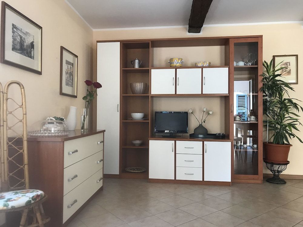 Appartamenti Meraviglia Family Apartment, 1 Bedroom, Terrace 8