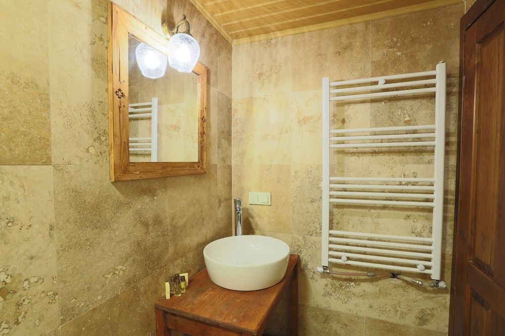 Balloon View Hotel Deluxe Double Room 8