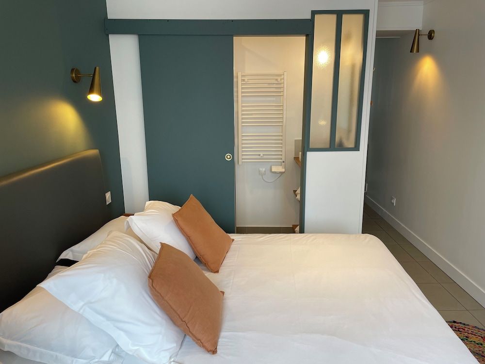 Hôtel Saint-Michel Family Room 2