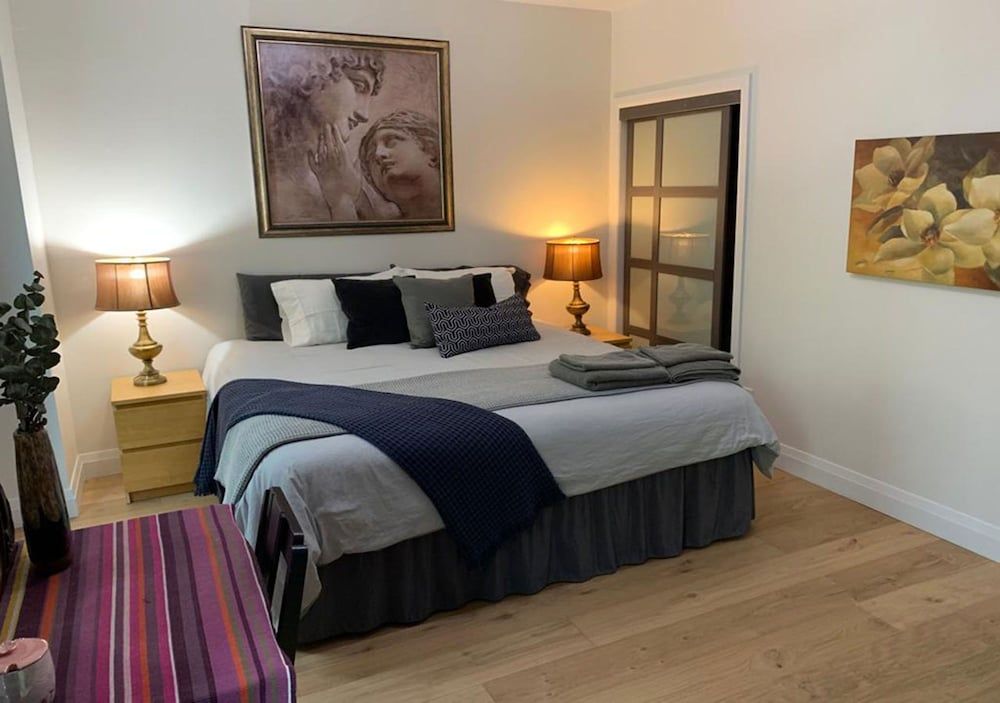 undefined Jacob22 B&B 6