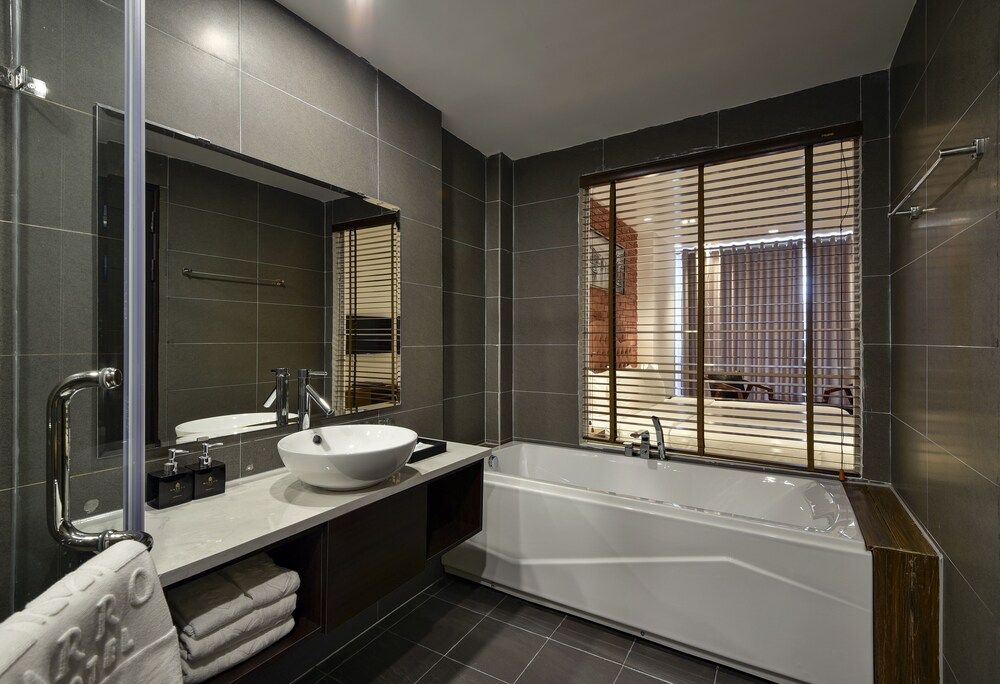 The Marron Hotel Executive Twin Room 5